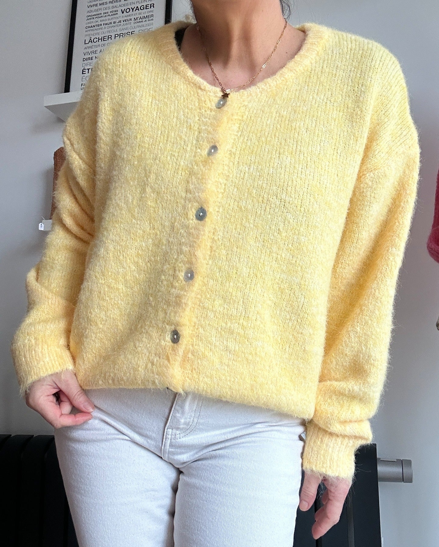 Soft Wool Cardigan – Elegance and Warmth